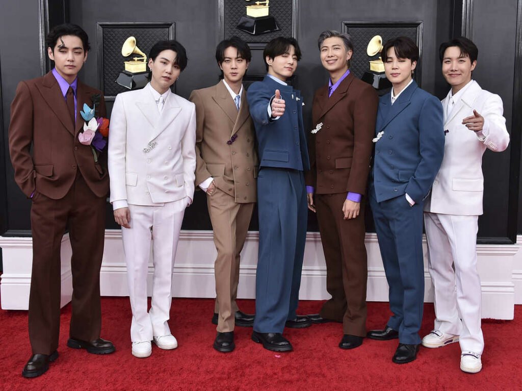 Most Popular BTS Member (Updated) ARMY Should Know 2 Most Popular BTS Member