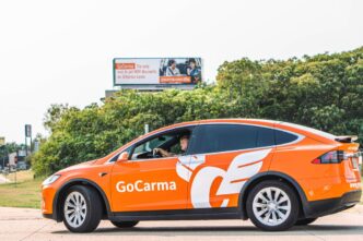 orange Carma car
