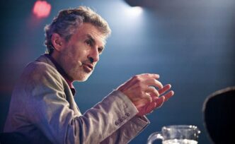 Leading Computer Authority Aims to Enhance AI Trustworthiness