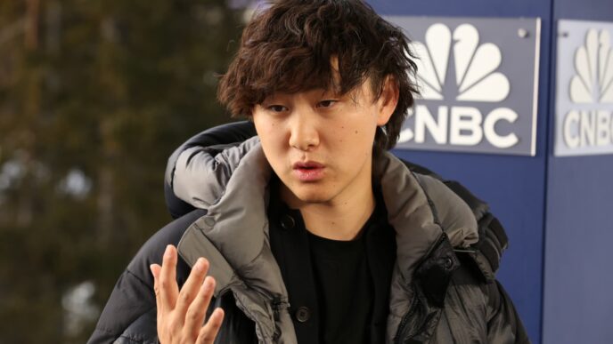 Scale AI Founder Wang Reveals Meta Exit in $14 Billion Agreement