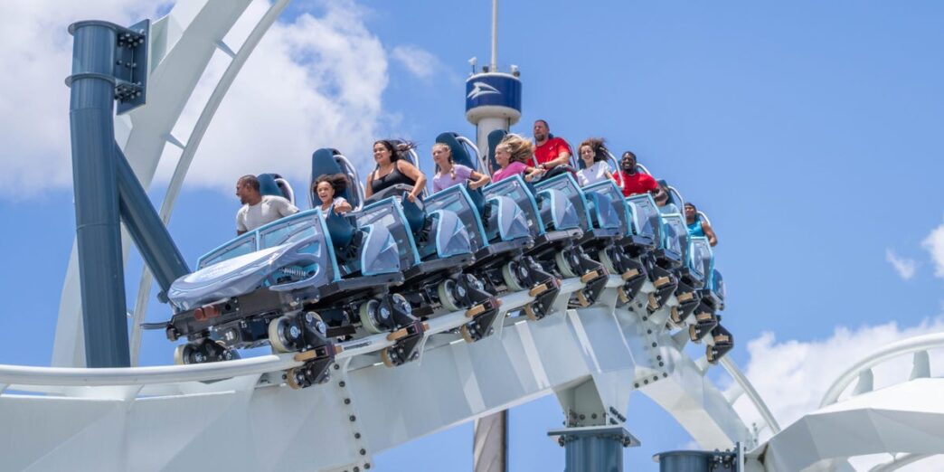 Shorter Waits Ahead? AI and Innovative Technologies Revolutionize Amusement Parks.