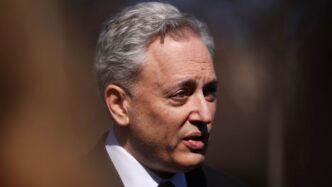 Trump AI Chief Criticizes ‘Doomer Cult,’ Doubts Massive Job Losses