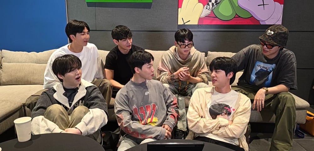 BTS reunion on Weverse