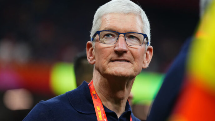 Meta Allegedly Hires Apple's Chief of AI Models