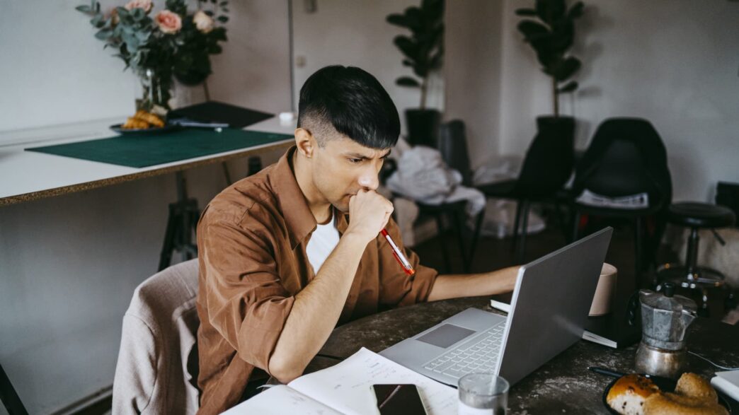 10 Jobs Least Protected From AI, According to New Microsoft Report