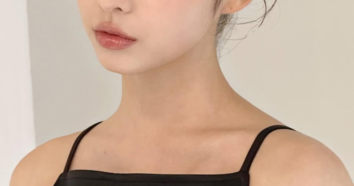 Ex-Predebut NJZ (NewJeans) Member Gains Attention for Stunning Looks 1 Former Predebut NJZ (NewJeans) Member Becomes Hot Topic For Unreal Visuals