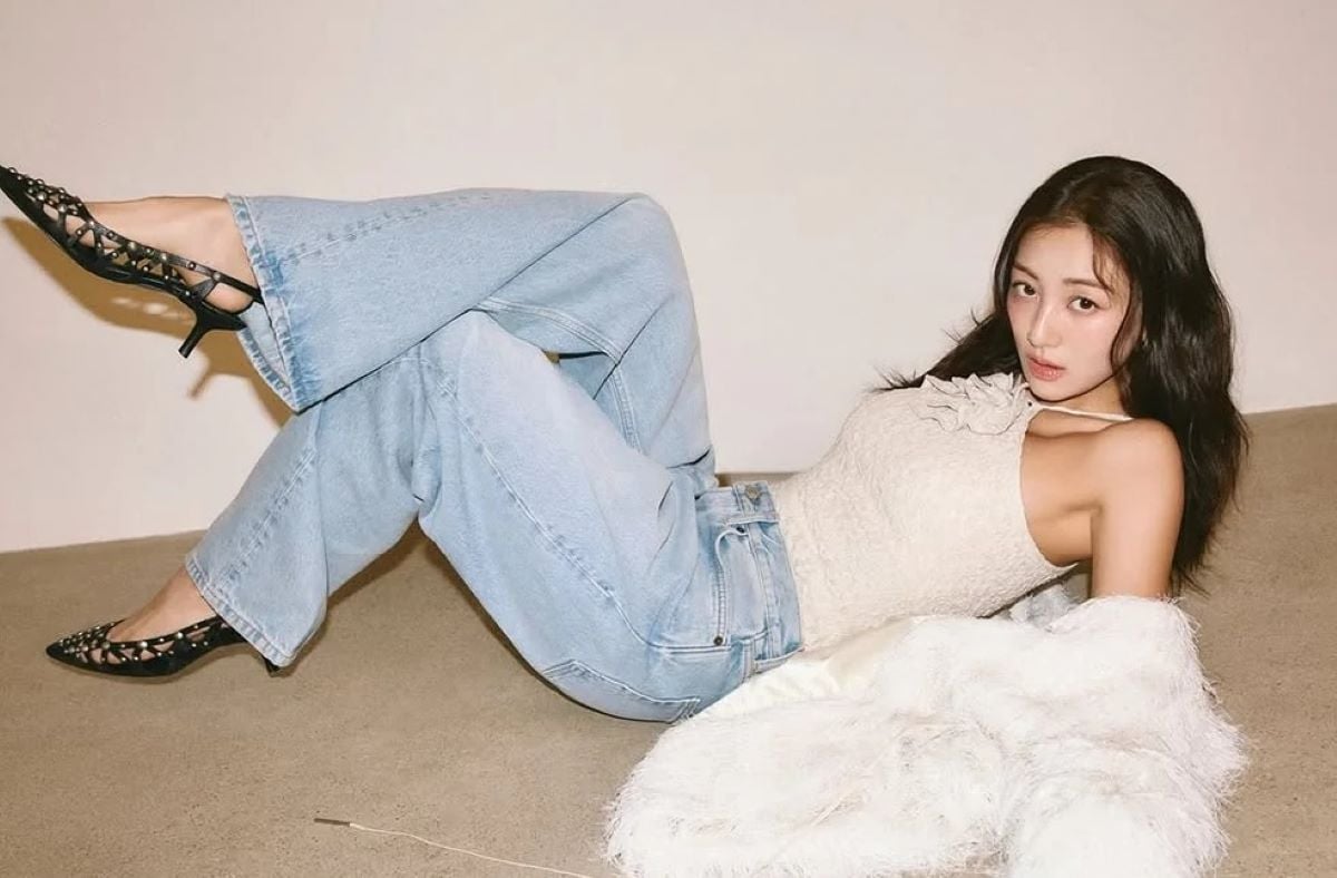 Jihyo Singles Magazine Korea August 2025 Issue
