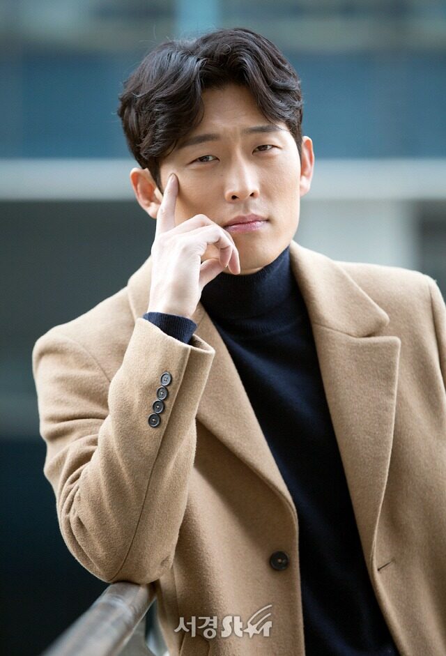 Go Joon