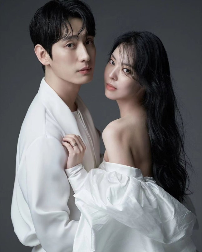 K-Drama Star and Leading Model Spouse Announce Pregnancy 1 Yoon Bak and Kim Su Bin