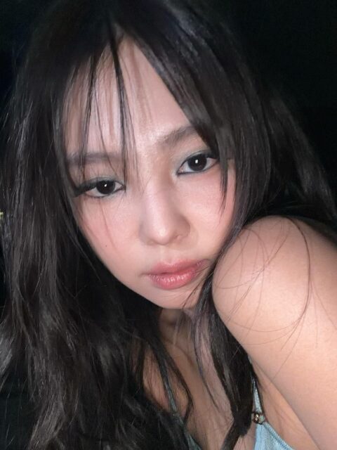 Jennie Instagram