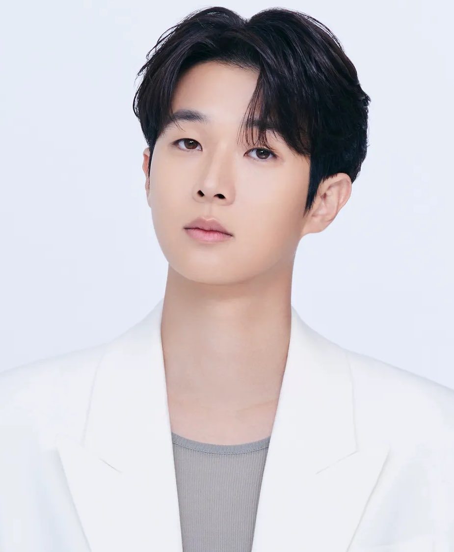 Choi Woo Shik