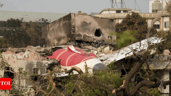 Air India Plane Crash: AI Pilot's Final Words 'Thrust Not Achieved... Falling... Mayday' | India News