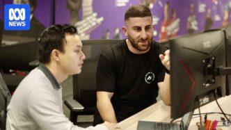 AI Endangers Entry-Level Positions While Recent University Graduates Face Hiring Challenges