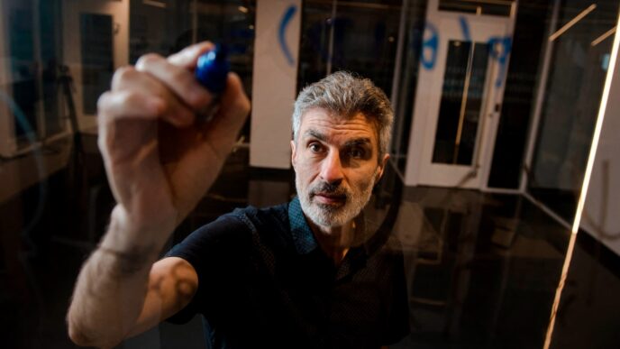 AI Pioneer Yoshua Bengio Claims New Models Deceive Users
