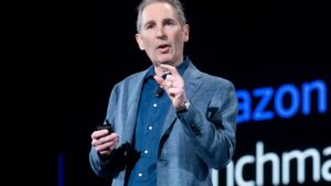 AI to Drive Job Cuts, Transform How Work Is Performed