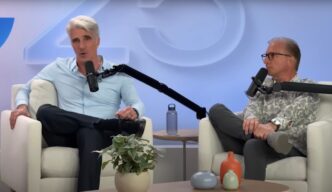Apple Executives Clarify New AI-Driven Siri Wasn't Demo Software, Just Not Ready for Release