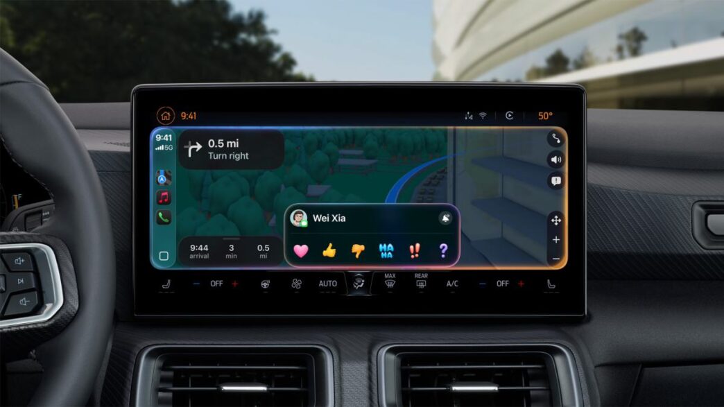 Apple CarPlay in iOS 26