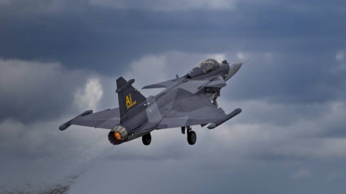 Gripen E fighter jet with Centaur AI control