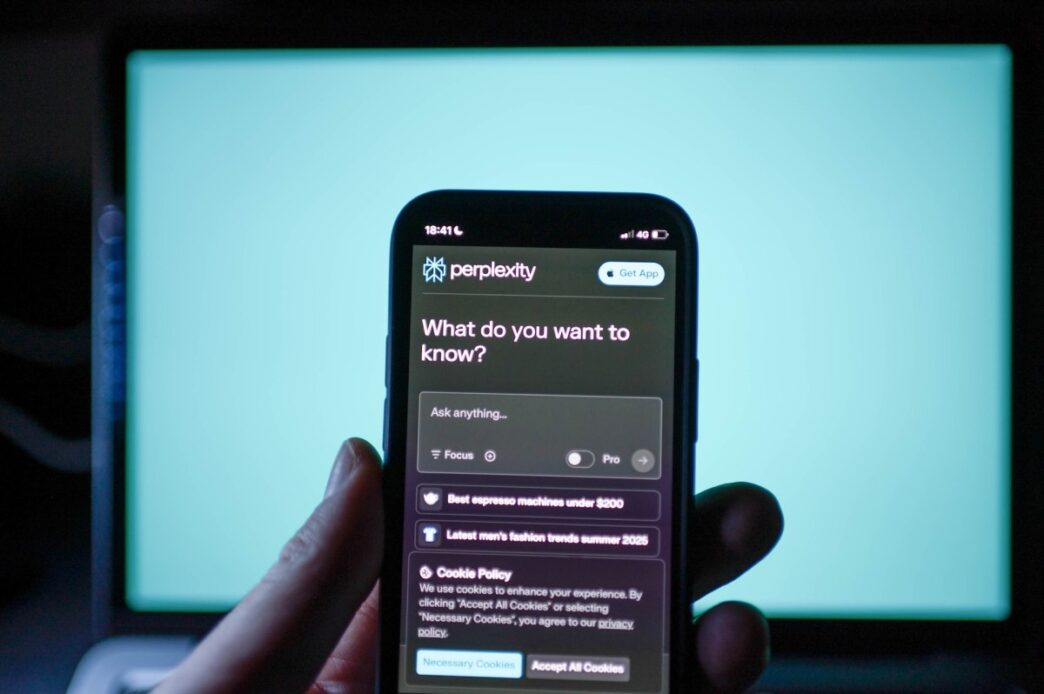 Samsung Could Integrate Perplexity's AI Technology in Its Smartphones