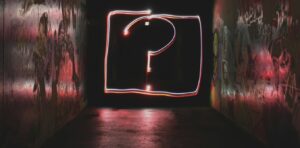 AI Fails to Understand Sarcasm in Non-American English Varieties