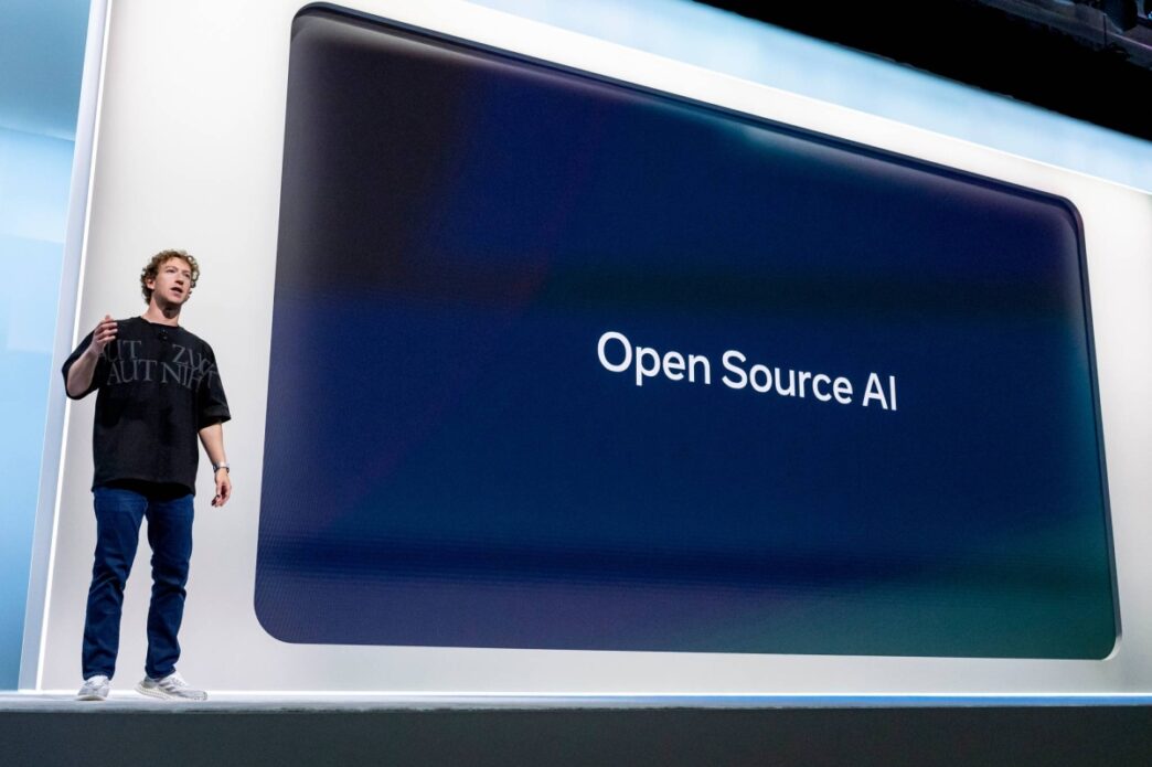 Apple’s Leading AI Models Executive Departs Amid Meta’s Hiring Surge