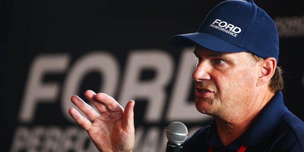 Ford Chief Executive Predicts AI Will Eliminate 50% of Office Jobs