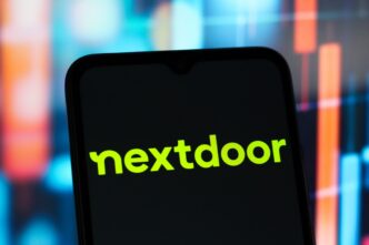 Nextdoor Updates App Featuring AI Suggestions, Community News, and Live Emergency Notifications