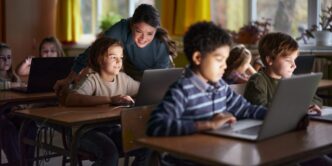 Teacher Incorporating AI and ChatGPT Into Classroom