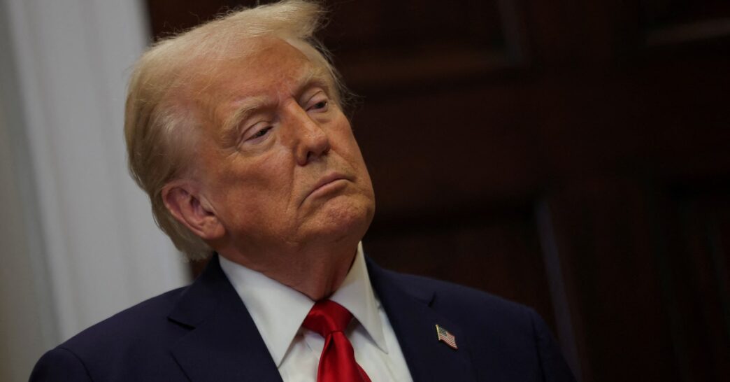 Trump Sets AI Agenda During Technology Rivalry With China