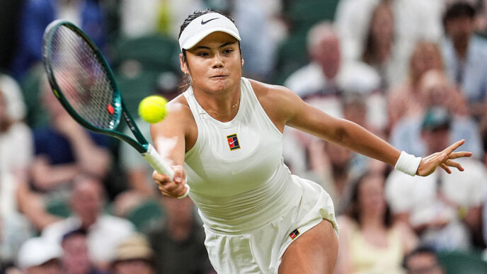 LONDON, ENGLAND - JULY 04: Emma Raducanu of United Kingdom plays a forehand in the Ladies' Singles Third Round match against Aryna Sabalenka on day five of The Championships Wimbledon 2025 at All England Lawn Tennis and Croquet Club on July 04, 2025 in London, England. (Photo by Shi Tang/Getty Images)