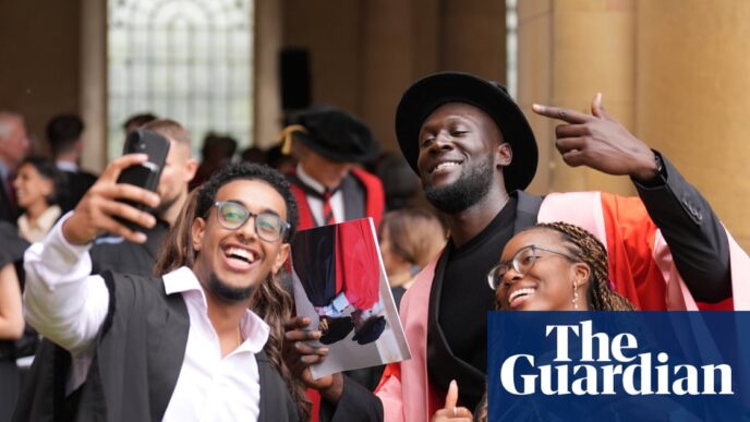 Workforce Shortage: Essential Insights for Graduates Facing AI in the Employment Sector