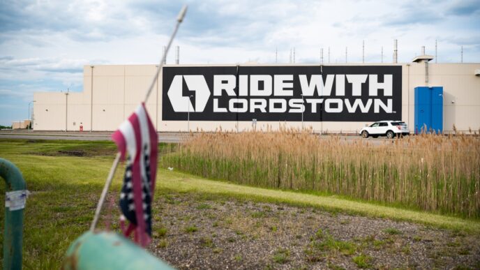 Signage outside Lordstown Motors Corp. headquarters in Lordstown, Ohio, U.S., on Saturday, May 15, 2021. Lordstown Motors Corp. is scheduled to release earnings figures on May 24. Photographer: Dustin Franz/Bloomberg