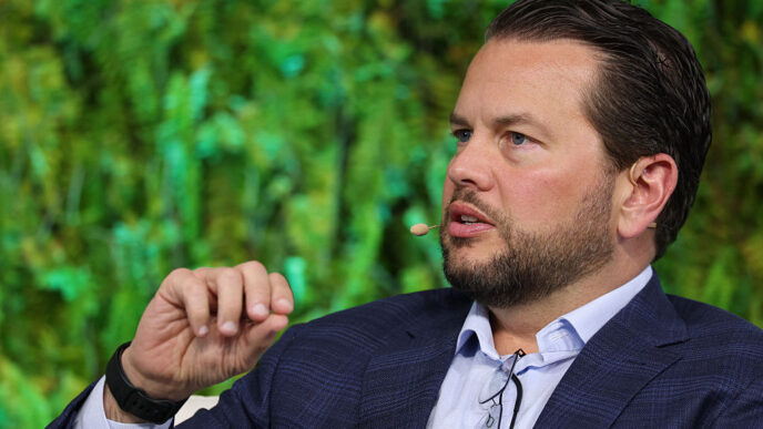 Pinterest CEO States Agentic Shopping Remains Distant