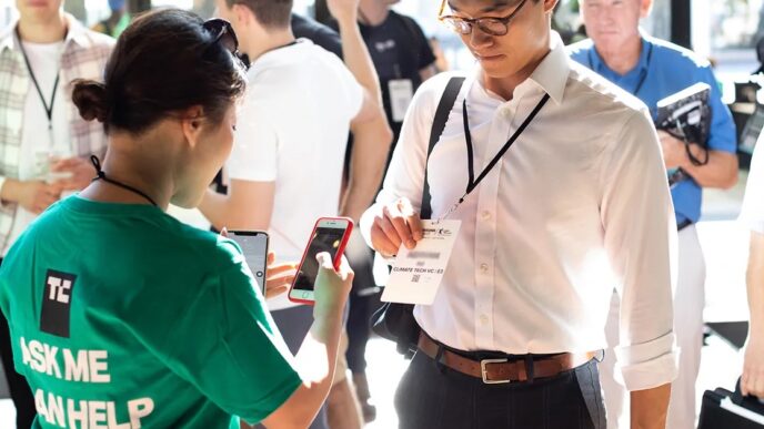 Volunteer Opportunities at Disrupt 2025 Available Now